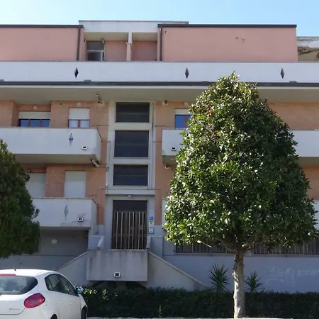 Casa La Magnolia * Porto SantʼElpidio